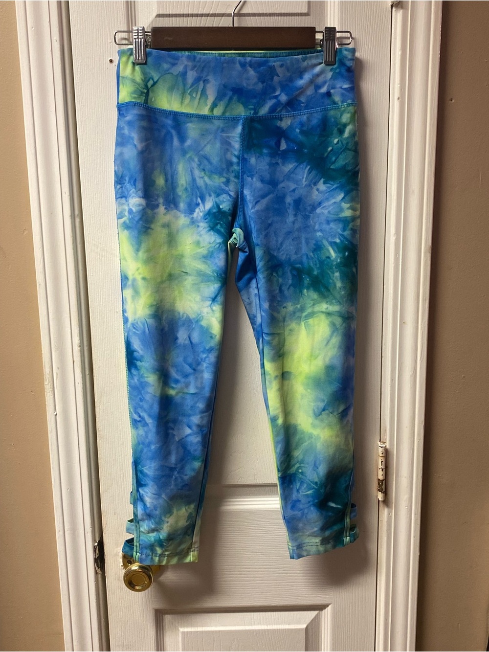 VOGO Athletica Blue & Lime Tie-Dye Active Leggings
